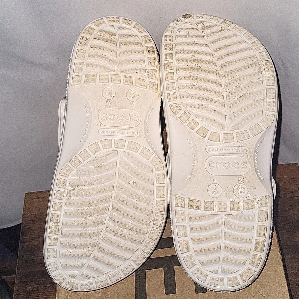 Crocs - Picture 4 of 4